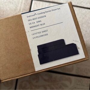 Rest Evercool Cooling Starter Sheet Set King Midnight Blue 1 fitted sheet 2cases